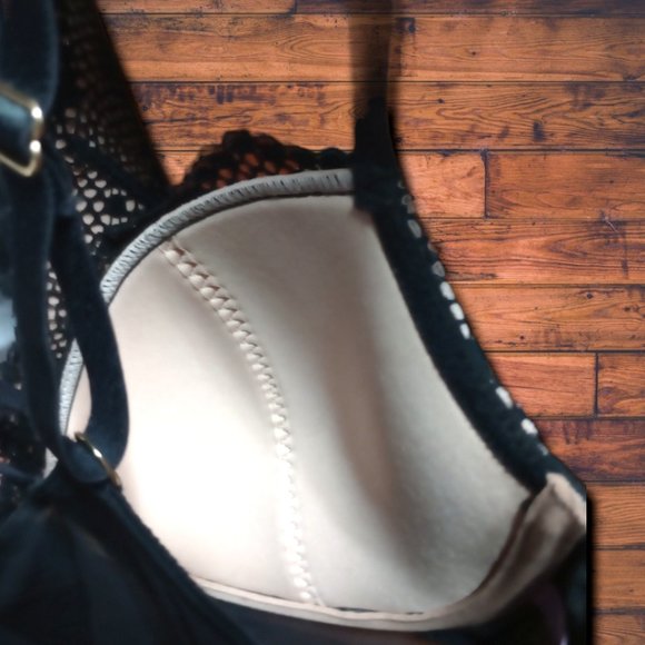 Adore Me Body Suit - Picture 6 of 8